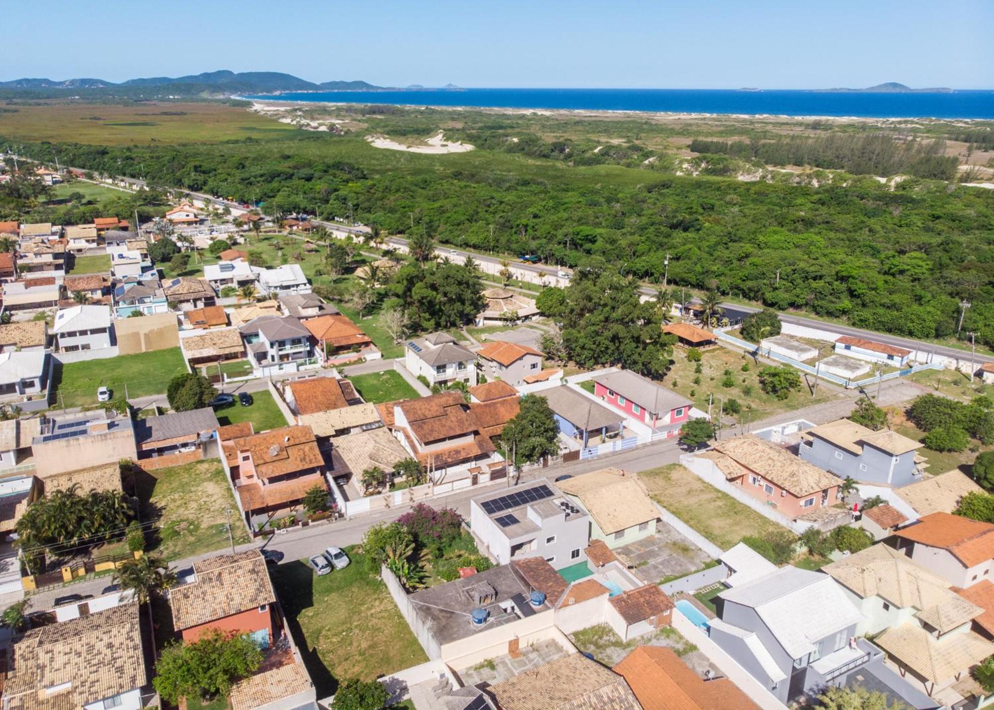 Refugio Tropical Casa De Praia Com Piscina Aquecida E 4 Suites E Garagem 3 Carros, 800 Mtrs Da Praia Internet 700 Mbps, Condominio Privado Com Pista De Skate , Quadra De Futevolei , Campos E Quadras De Futebol! Кабу-Фриу Экстерьер фото